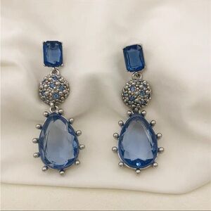 Oscar de la renta earrings